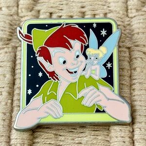 DISNEY 2013 Peter Pan & Tinker Bell "Disney Couples" Pin